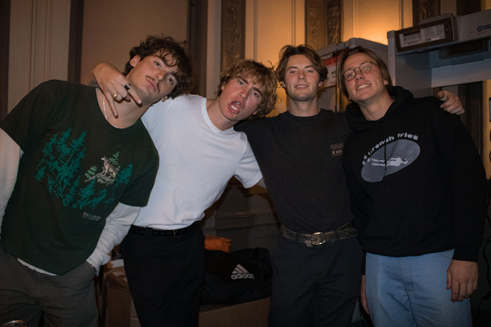 Sun Room The Soundtrack to Your Best Beach Days Good Guys Press