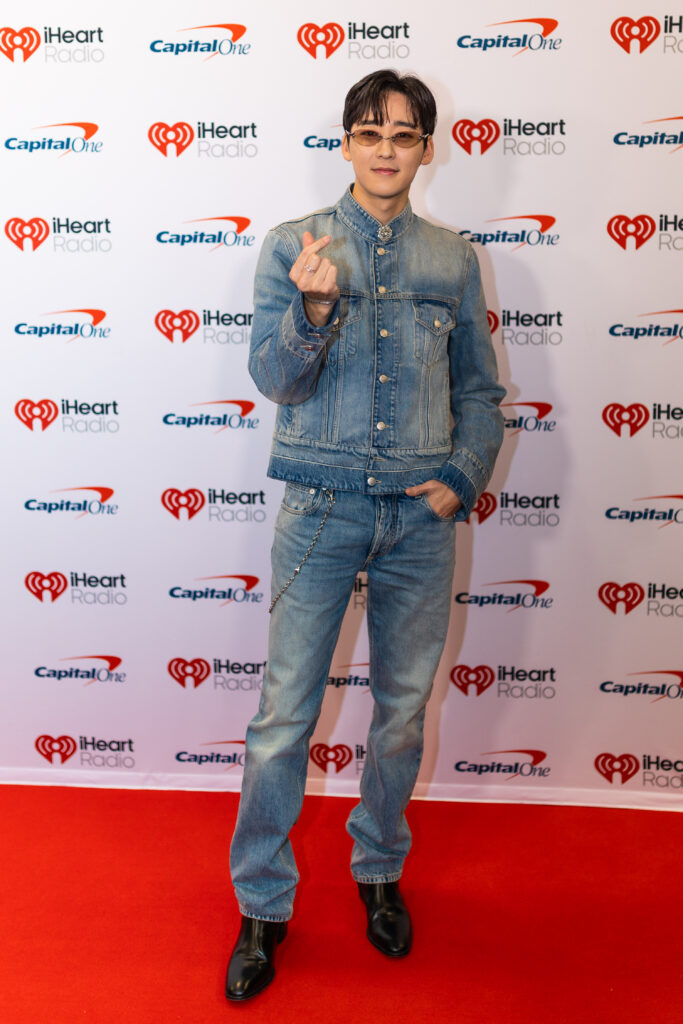 Last night, 106.1 KISS FM kicked off the iHeartRadio Jingle Ball Tour 2025 presented by Capital One — and Fort Worth did not come to play.